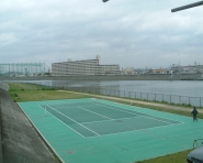 葭島公園テニスコートの写真
