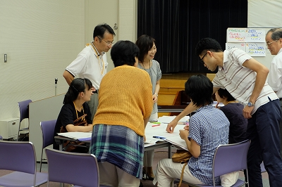 市長説明風景（一般の方：休日昼開催）