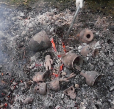 野焼きの最終段階の写真