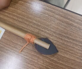 やじりを弓につけました