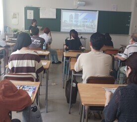 報告会の様子