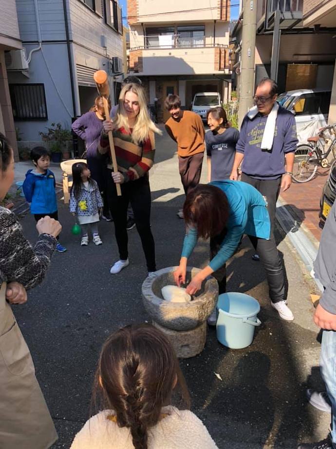 餅つき大会の様子