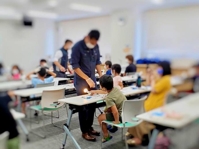 電気の学校の様子