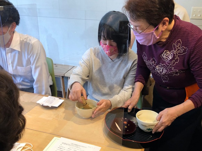 お茶席の様子