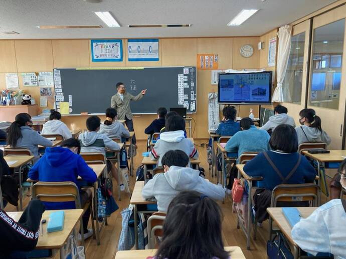 武庫東小学校での出前授業の様子