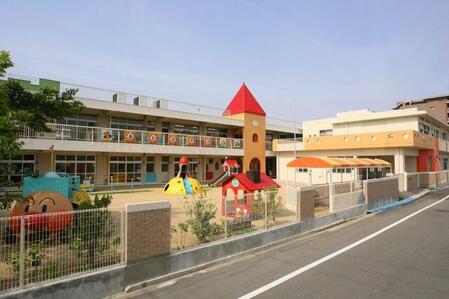 関西国際大学附属難波愛の園幼稚園の園舎写真