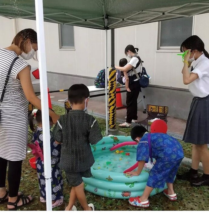 「ちびっ子夏まつり」のようす