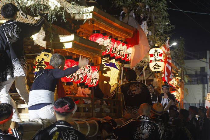 灯火煌めく尼崎の宵