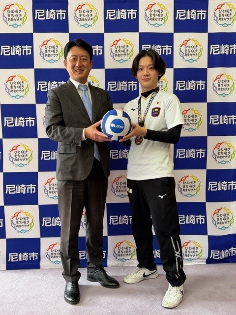 市長表敬の様子