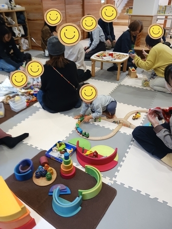 かもかも広場の様子