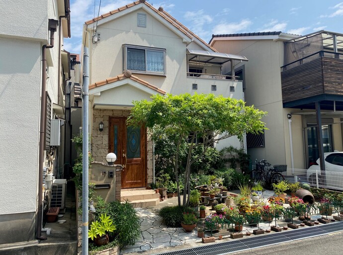 東難波町の家